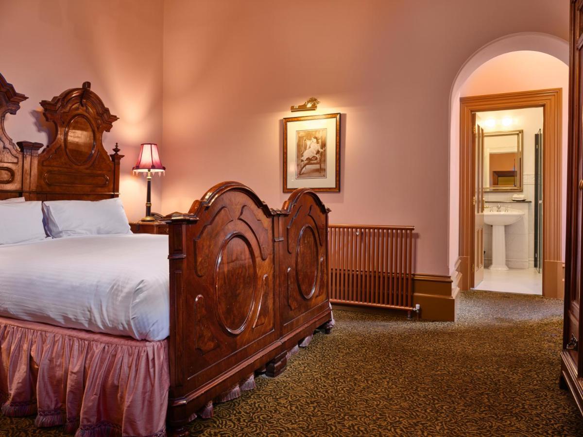 בלאראט Craig'S Royal Hotel מראה חיצוני תמונה A bedroom at the hotel