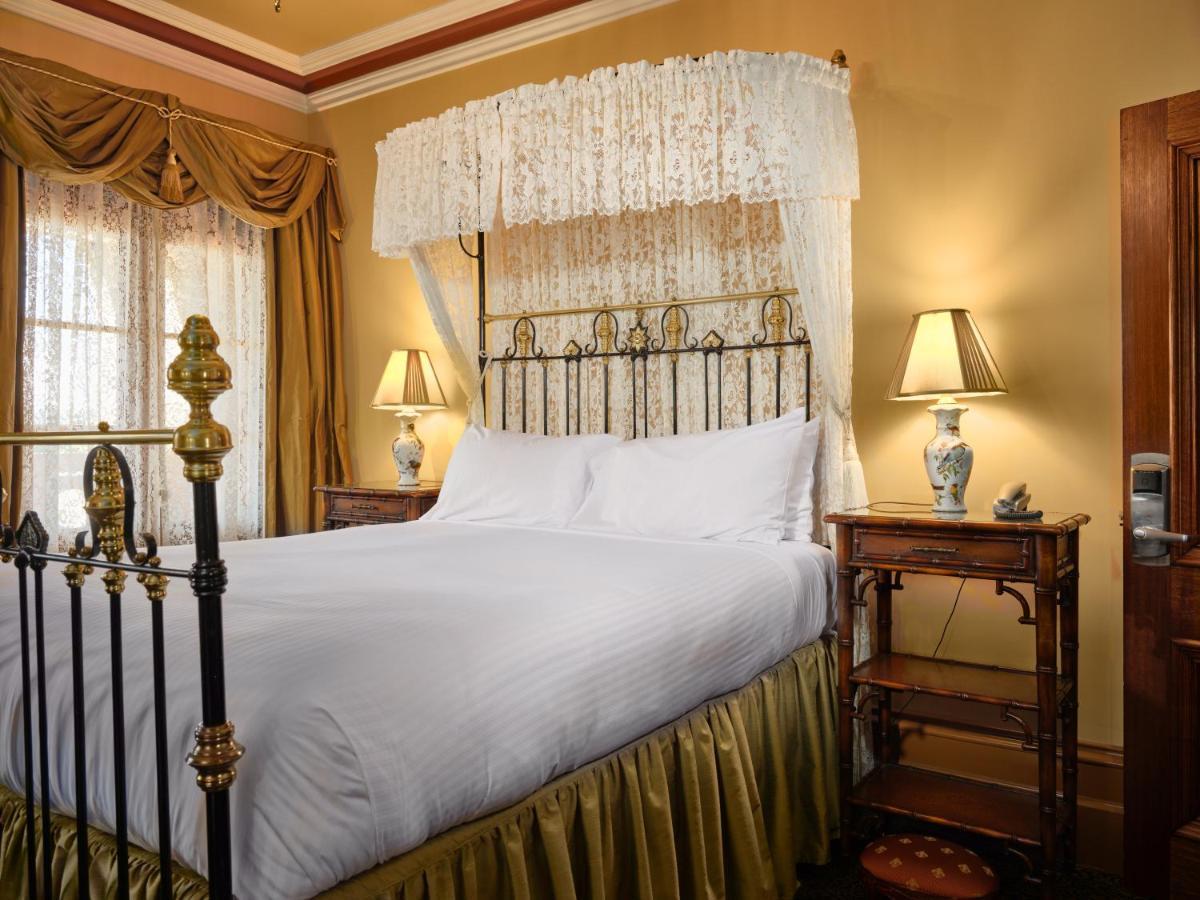 בלאראט Craig'S Royal Hotel מראה חיצוני תמונה A guest room at the hotel
