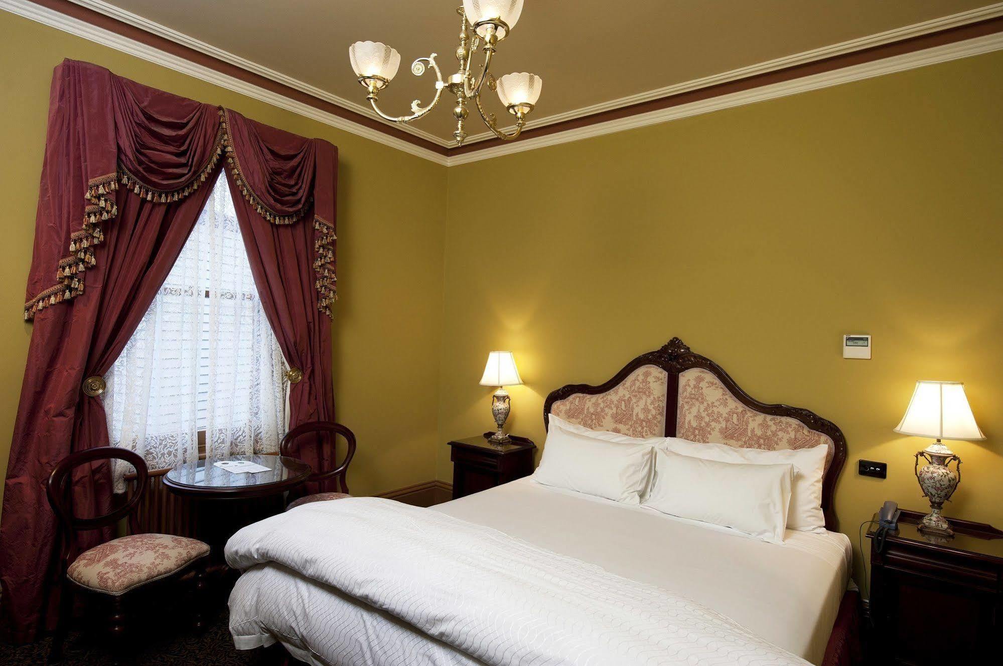 בלאראט Craig'S Royal Hotel מראה חיצוני תמונה A room at the hotel